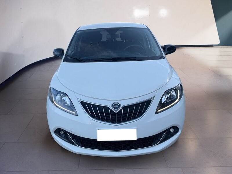 Lancia Ypsilon III 2021 1.0 firefly hybrid Gold s&s 70cv ibrida usato a Torino