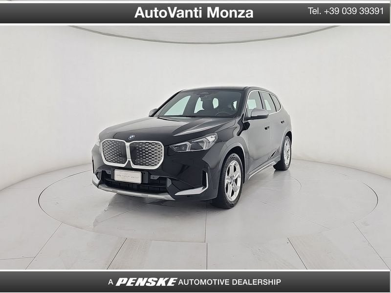 BMW iX1 eDrive 20 X-Line