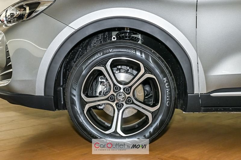 MG ZS 1.5 Comfort “promo” benzina km0 - 19