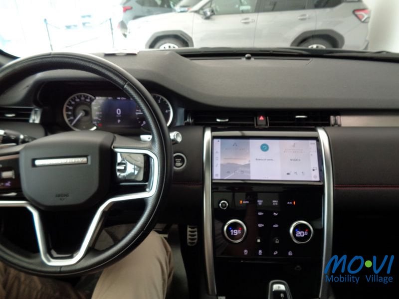 Land Rover Discovery Sport 2.0 TD4 204 CV AWD Auto R-Dynamic S Ibrida usata - 8