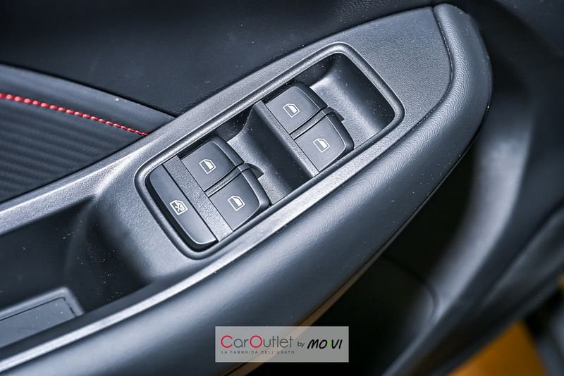 MG ZS 1.0T-GDI Luxury Auto benzina usata - 18
