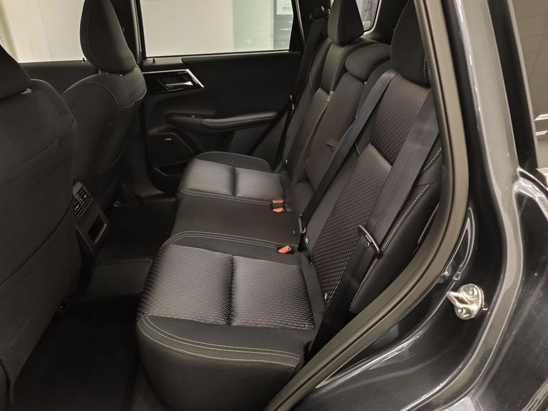 Mitsubishi Outlander PHEV 2.4L PHEV INFORM ibrido nuova - 6