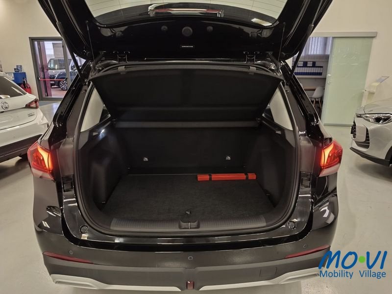 MG ZS 1.5 Standard benzina km0 - 12