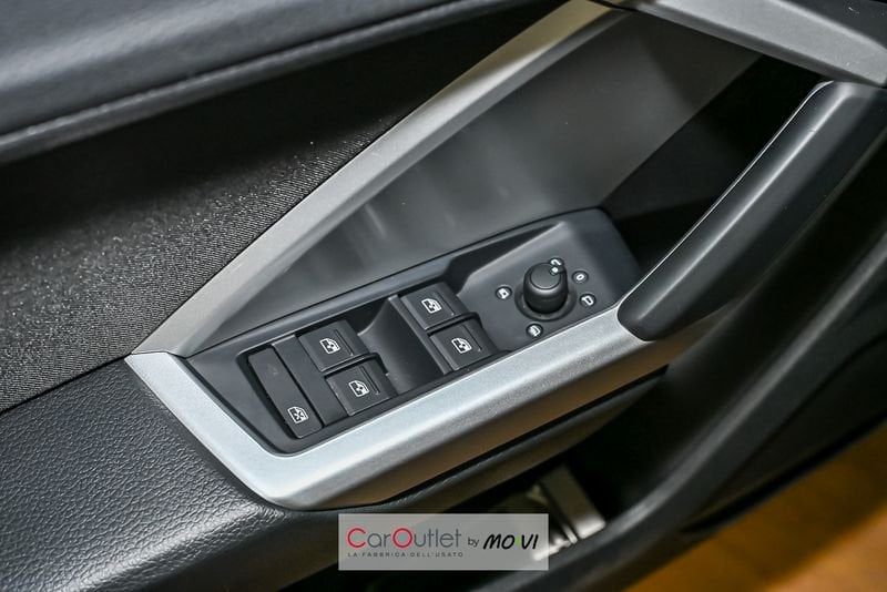Audi Q3 40 TDI quattro S tronic diesel usata - 18