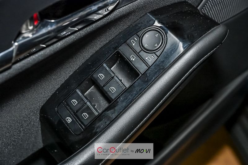 Mazda CX-30 2.0L Skyactiv-G 150cv M Hybrid Exceed ibrido usata - 17