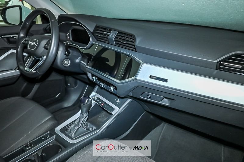 Audi Q3 45 TFSI e S tronic S Line Edition ibrido usata - 8