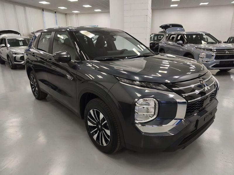Mitsubishi Outlander PHEV 2.4L PHEV INFORM ibrido nuova - 2