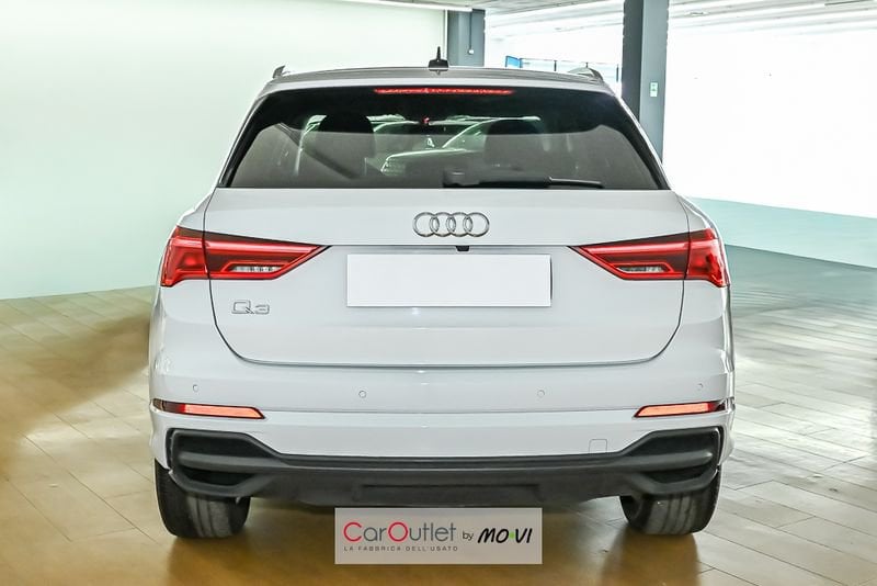 Audi Q3 45 TFSI e S tronic S Line Edition ibrido usata - 4