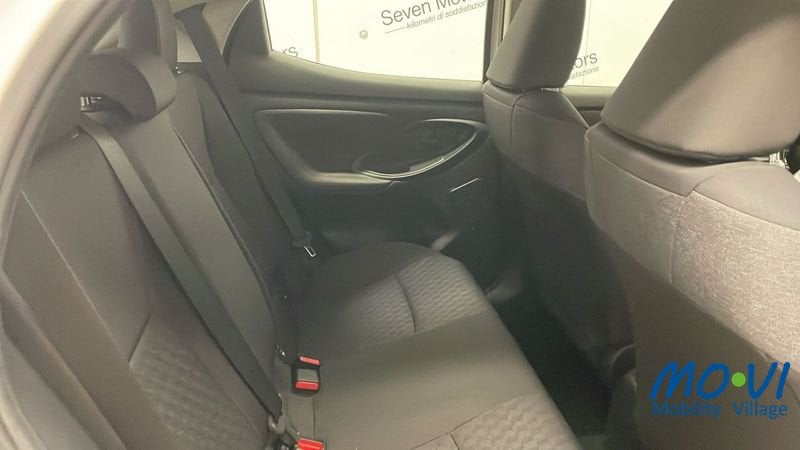 Toyota Yaris 1.0 5 porte Active Benzina usata - 9