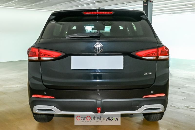 MG ZS 1.5 Comfort benzina usata - 4