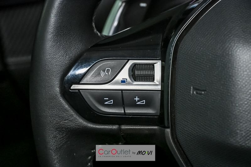Peugeot 2008 PureTech 130 EAT8 Allure Pack S/S aut. benzina usata - 11