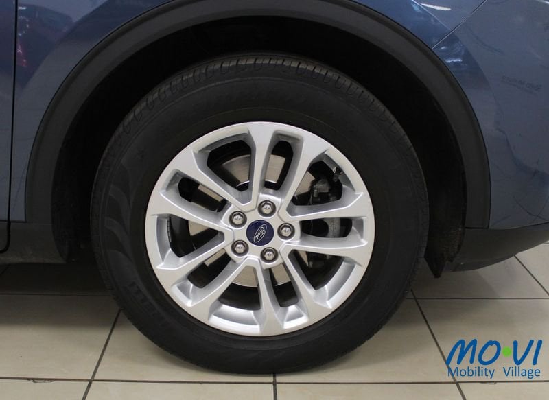 Ford Kuga 1.5 EcoBlue 120CV 2WD Connect Auto diesel usata - 11