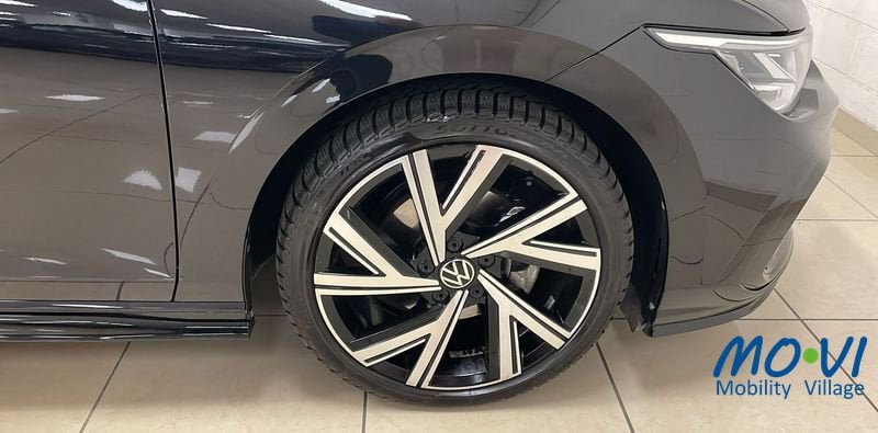 Volkswagen Golf  1.5 eTSI 130 CV EVO ACT DSG R-Line Ibrida usata - 14