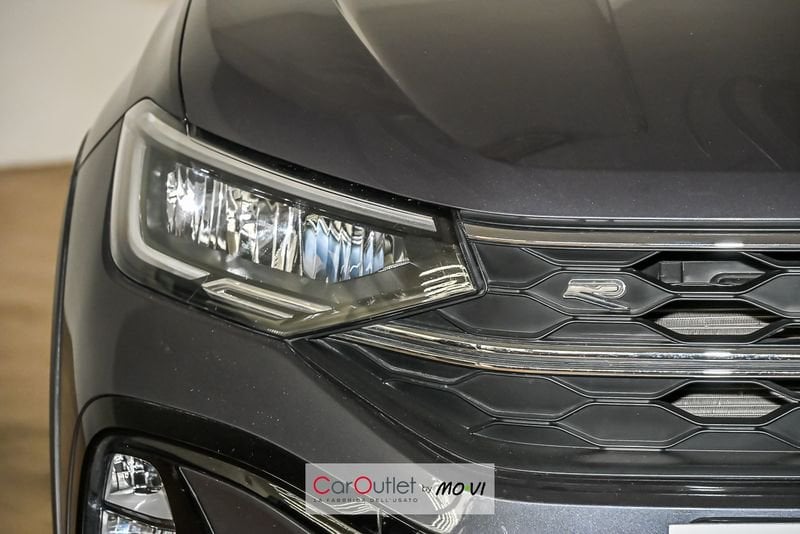 Volkswagen Taigo 1.5 TSI ACT 150 CV DSG R-Line benzina usata - 18