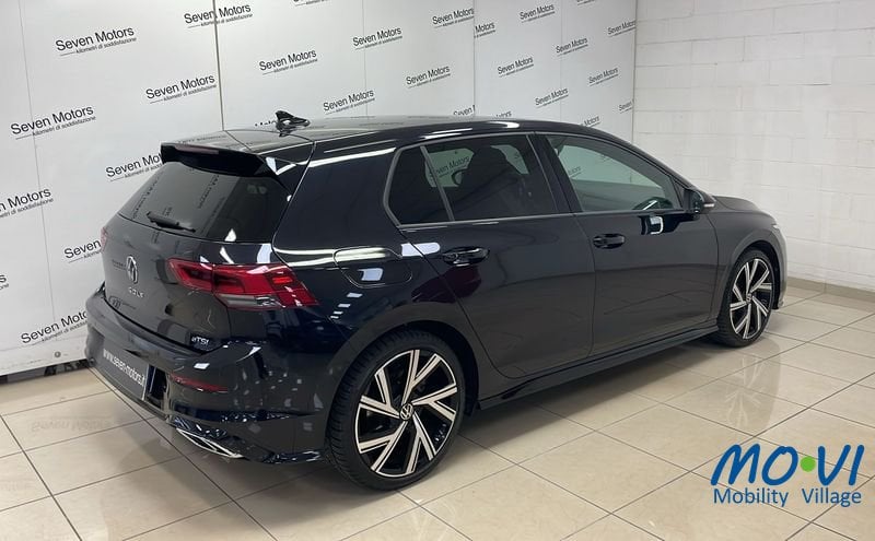 Volkswagen Golf  1.5 eTSI 130 CV EVO ACT DSG R-Line Ibrida usata - 4
