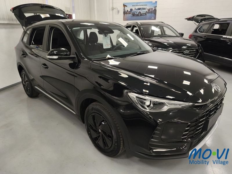 MG ZS 1.5 Standard benzina km0