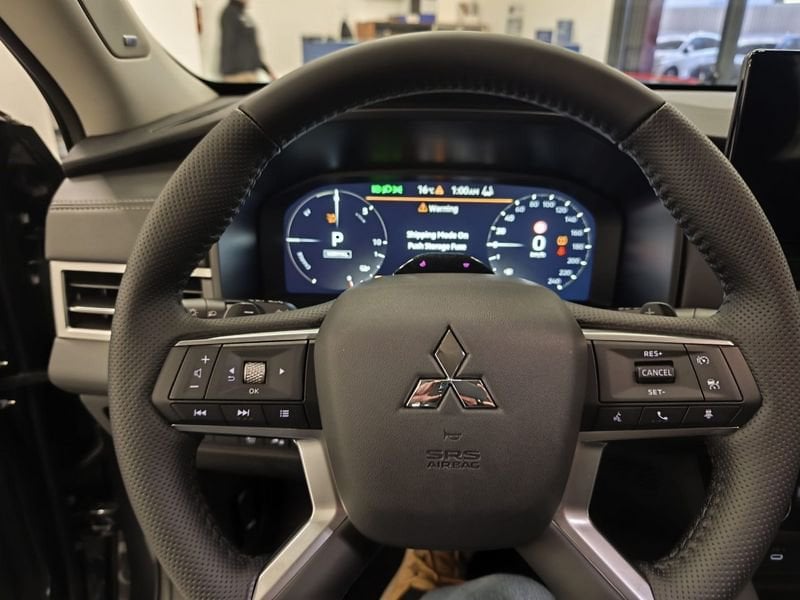 Mitsubishi Outlander PHEV 2.4L PHEV INFORM ibrido nuova - 3