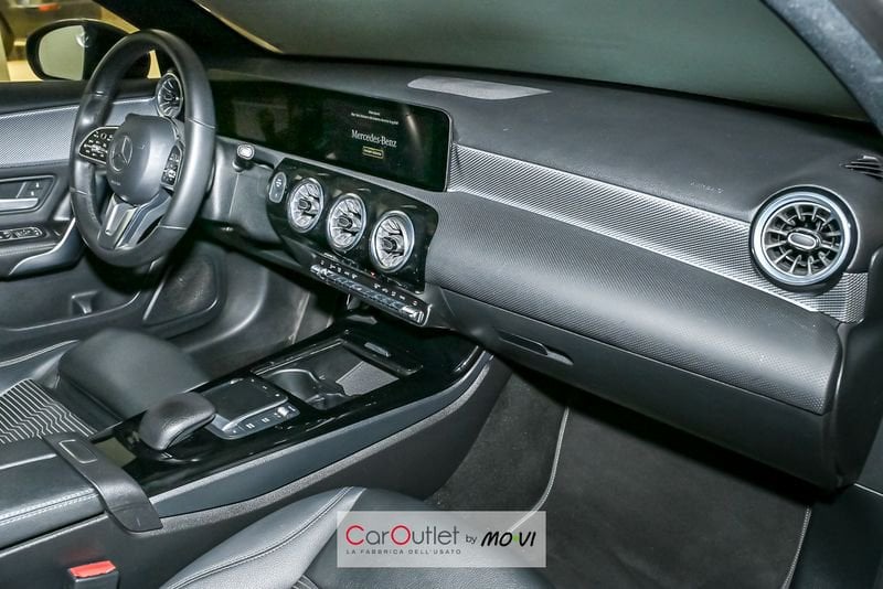 Mercedes-Benz Classe A Berlina 180 d Automatic Sport diesel usata - 8