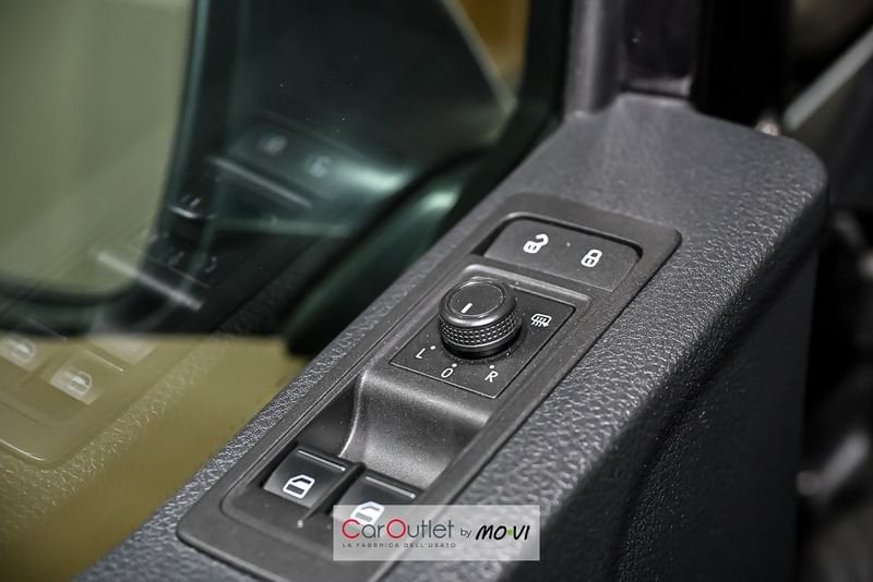 Volkswagen Multivan 2.0 TDI 150CV DSG 4Motion Space 7 posti diesel usata - 14