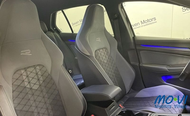 Volkswagen Golf  1.5 eTSI 130 CV EVO ACT DSG R-Line Ibrida usata - 15