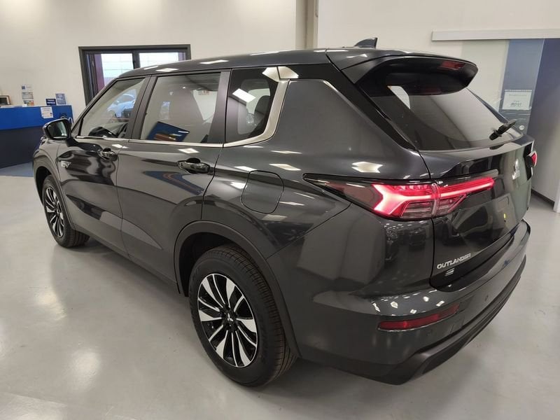 Mitsubishi Outlander PHEV 2.4L PHEV INFORM ibrido nuova - 7