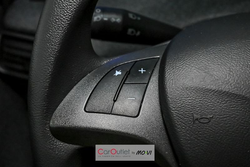 Lancia Ypsilon 1.0 FireFly 70cv S&S Hybrid SILVER ibrido usata - 12