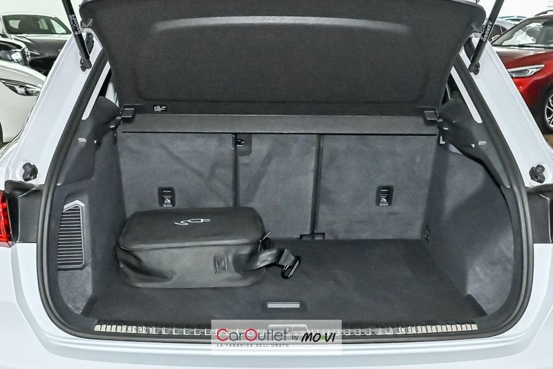 Audi Q3 45 TFSI e S tronic S Line Edition ibrido usata - 5