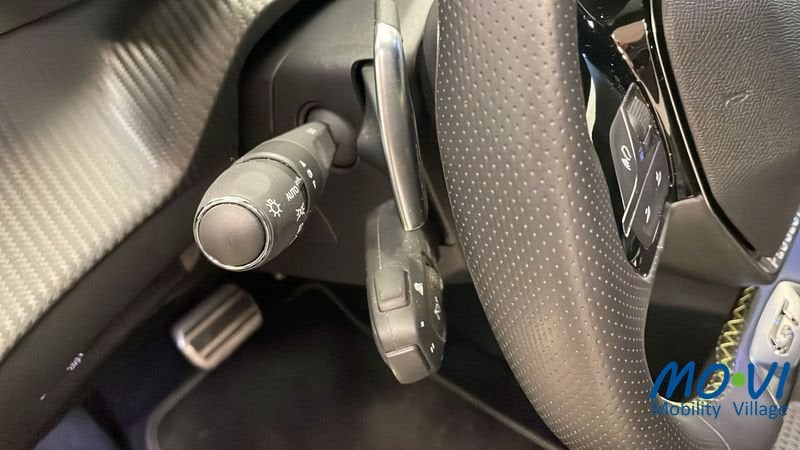 Peugeot 2008  PureTech 130 S&S EAT8 GT Benzina usata - 16