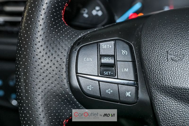 Ford Focus 1.0 ecoboost h ST-Line Design 125cv ibrido usata - 10