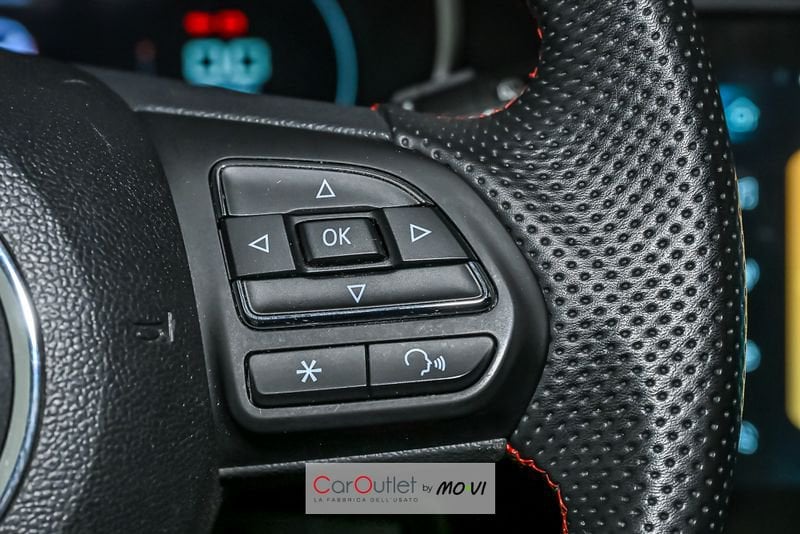 MG ZS 1.5 Luxury benzina usata - 11