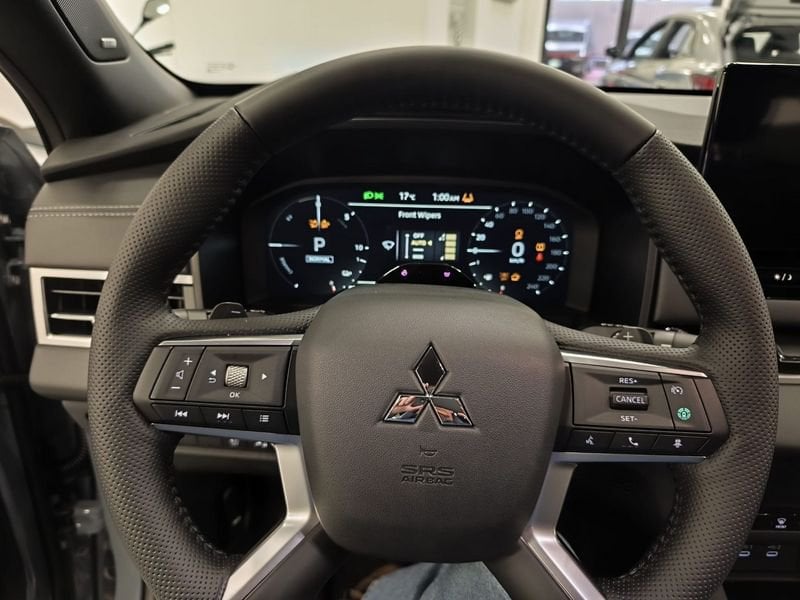 Mitsubishi Outlander PHEV 2.4L PHEV INTENSE ibrido nuova - 3