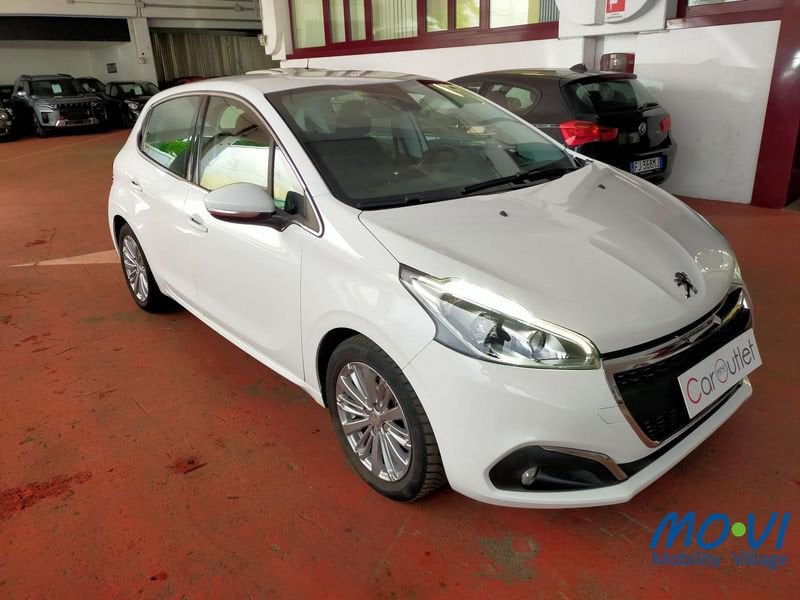 Peugeot 208 BlueHDi 100 Stop&Start 5 porte Allure Diesel usata - 1