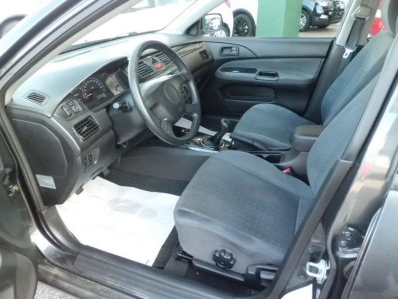 Mitsubishi Lancer