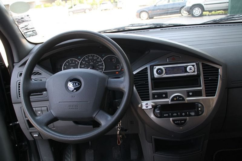 Kia Carens