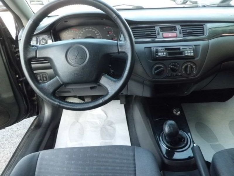 Mitsubishi Lancer