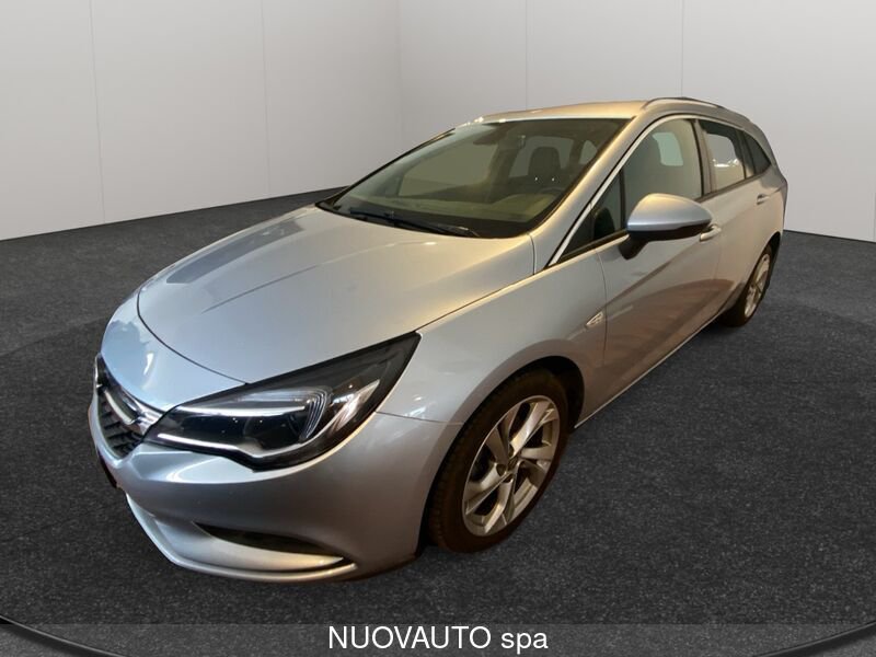 Opel Astra Diesel 1.6 CDTi 110CV Start&Stop Sports Tourer Dynamic Usata in provincia di Arezzo - Nuovauto S.p.a.