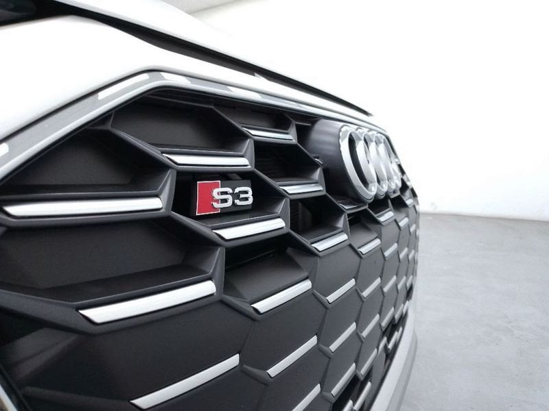 Audi A3  Sportback S3 2.0 tfsi quattro s-tronic