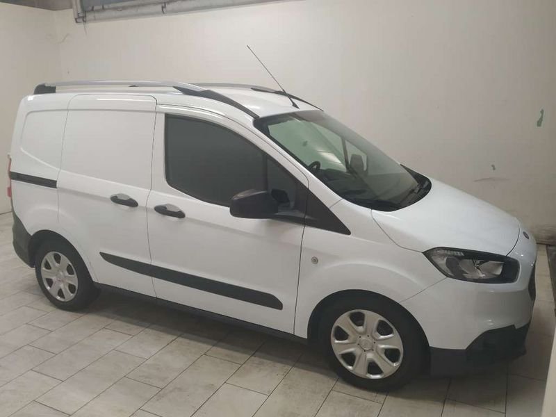 Ford Transit Courier  1.5 tdci 75cv S e S Trend