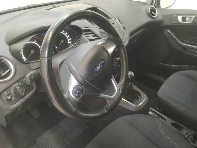 Ford Fiesta 1.5 tdci 75cv 5p