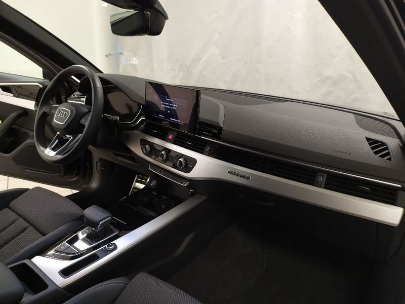 Audi A4  Avant 40 2.0 tdi mhev Business Advanced quattro 204cv s-tronic
