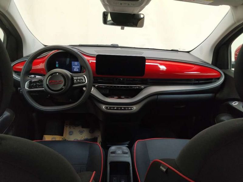 FIAT 500e  42 kWh Red
