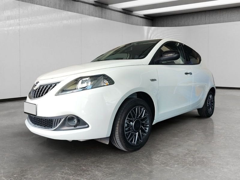 Lancia Ypsilon 1.0 firefly hybrid Gold Plus s&s 70cv 5p.ti