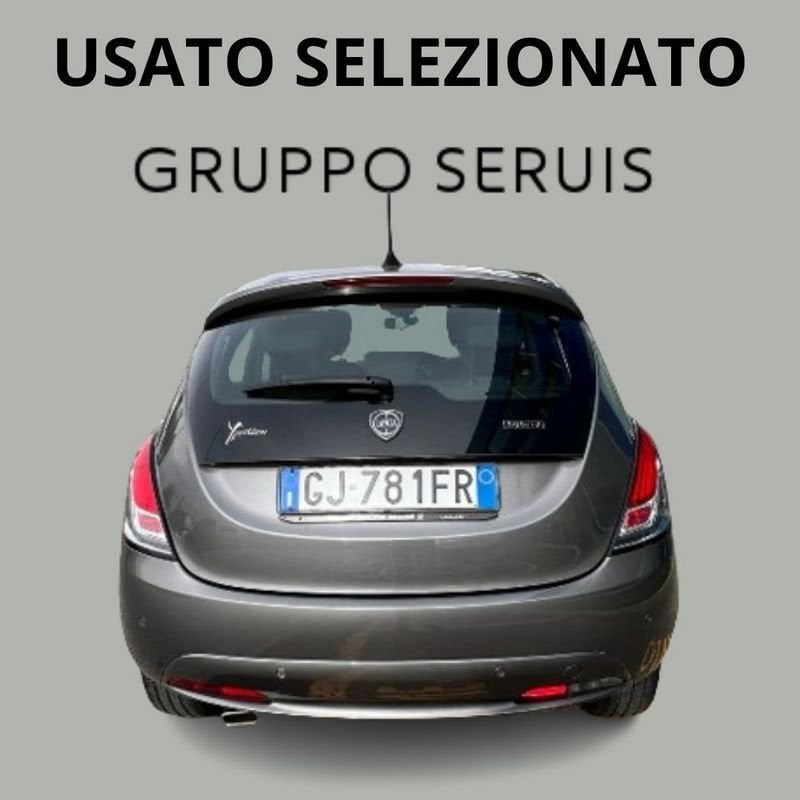 Lancia Ypsilon Benzina 3ª serie 1.0 FireFly 5 porte S&S Hybrid Ecochic Silver Usata in provincia di Cagliari - Concessionario Gruppo Seruis img-4