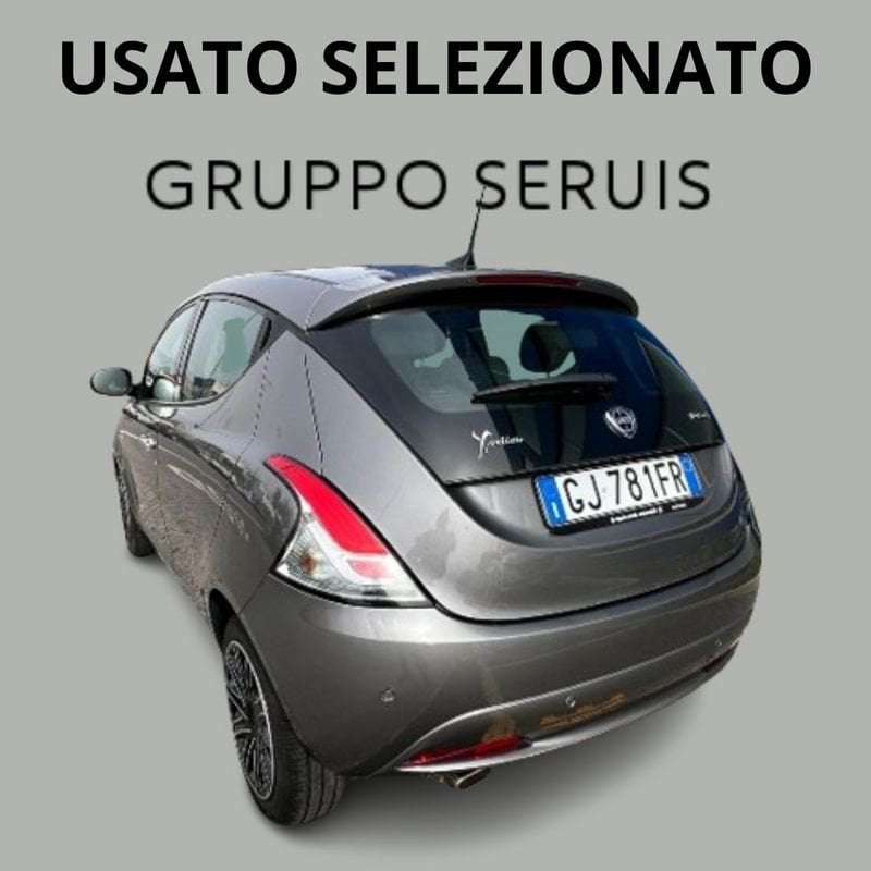 Lancia Ypsilon Benzina 3ª serie 1.0 FireFly 5 porte S&S Hybrid Ecochic Silver Usata in provincia di Cagliari - Concessionario Gruppo Seruis img-7