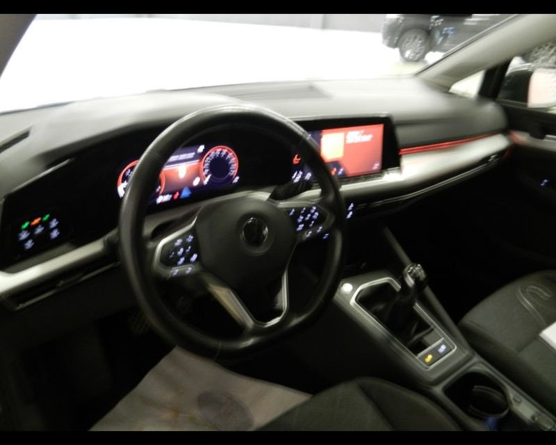 Volkswagen Golf Viii 2020 2.0 Tdi Life 115cv - 8