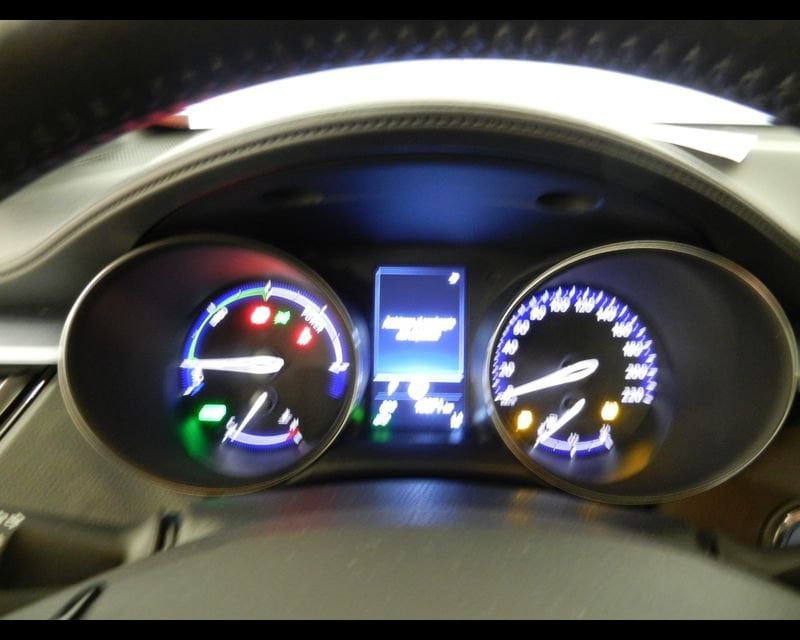 Toyota C-hr I 2020 2.0h Trend E-cvt Usata
