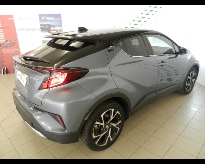 Toyota C-hr I 2020 2.0h Trend E-cvt Usata