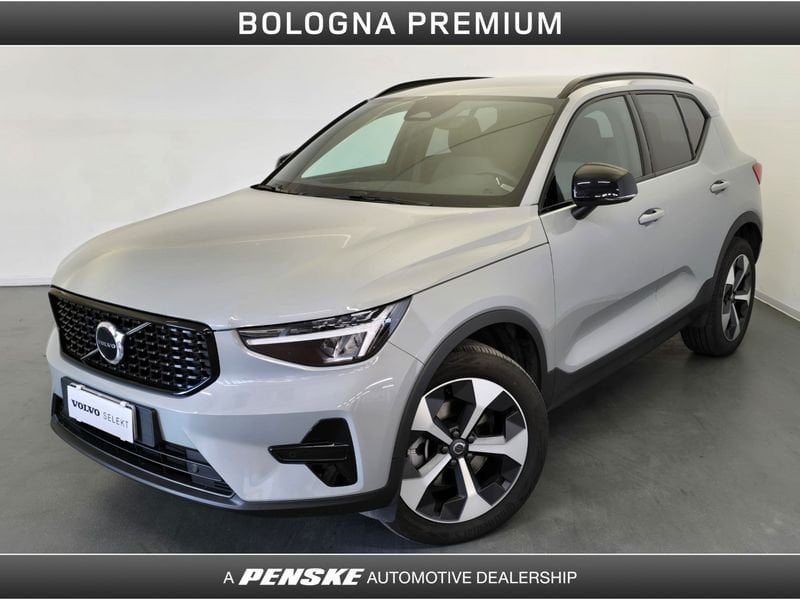 Volvo XC40 XC40 2.0 b3 Plus Dark auto
