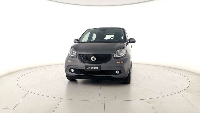 smart forfour II 2015 eq Passion nightsky