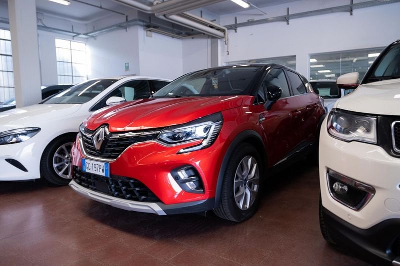 Renault Captur 1.6 E-Tech phev Intens 160cv auto, foto 1 di 16